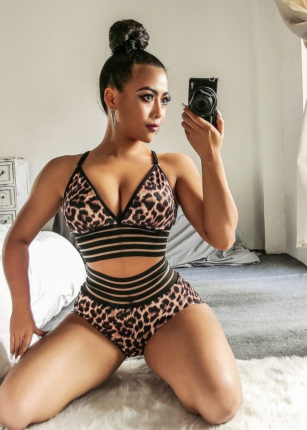 Fitness Sports Sets Sexy Leopard Short Leggings and Bras Fashion Yoga